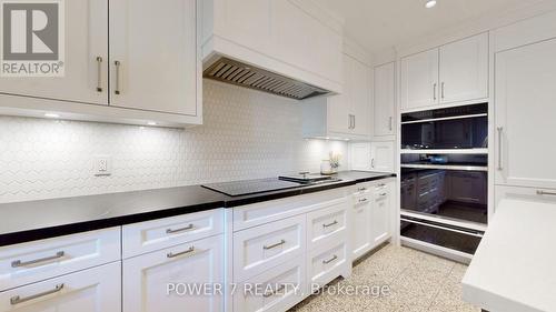 72 Aldershot Crescent, Toronto, ON - Indoor Photo Showing Kitchen With Upgraded Kitchen