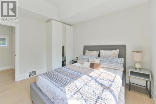 3 Haig Avenue, Toronto, ON - Indoor Photo Showing Bedroom