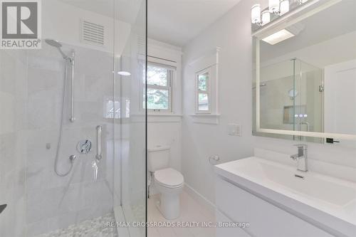 3 Haig Avenue, Toronto, ON - Indoor Photo Showing Bathroom