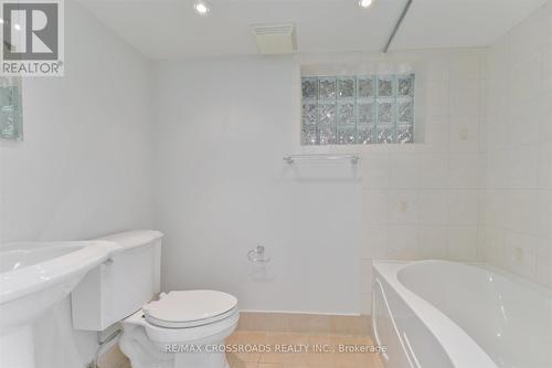 3 Haig Avenue, Toronto, ON - Indoor Photo Showing Bathroom