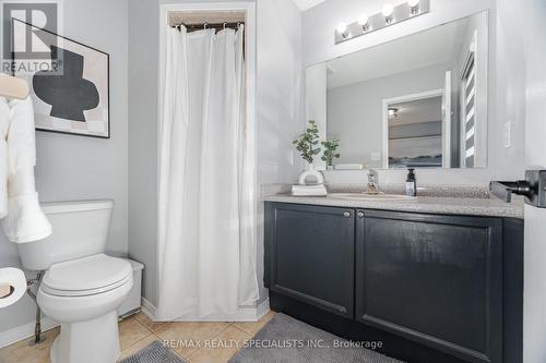 14 Bernard Avenue, Brampton, ON - Indoor Photo Showing Bathroom