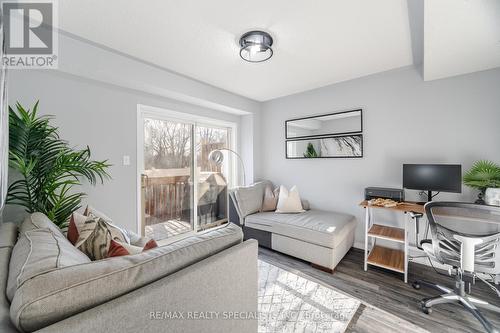 14 Bernard Avenue, Brampton, ON - Indoor Photo Showing Living Room