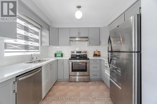 14 Bernard Avenue, Brampton, ON - Indoor Photo Showing Kitchen With Stainless Steel Kitchen With Double Sink With Upgraded Kitchen