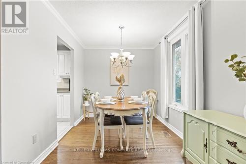 38 Brett Court, Hamilton, ON - Indoor Photo Showing Dining Room