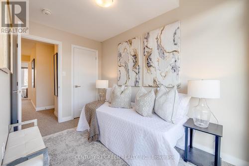 3 - 270 Melvin Avenue, Hamilton, ON - Indoor Photo Showing Bedroom