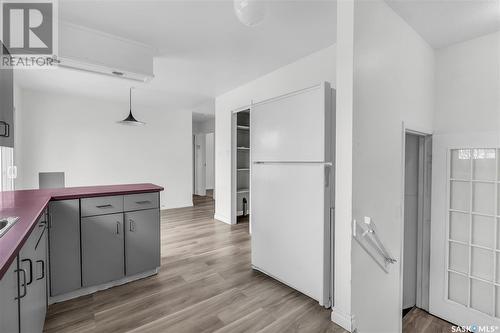 18 Albany Crescent, Saskatoon, SK - Indoor Photo Showing Kitchen