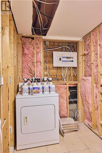 1292 Old Hwy 69 North, Val Caron, ON - Indoor Photo Showing Laundry Room