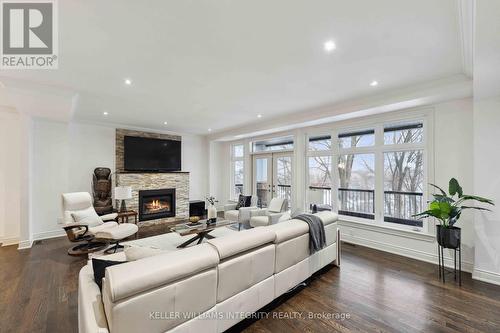 612 Besserer Street, Ottawa, ON - Indoor Photo Showing Living Room With Fireplace