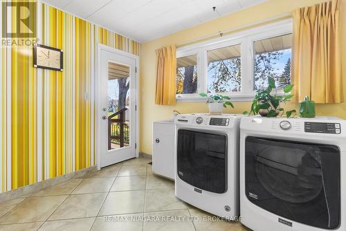 6235 Brookfield Avenue, Niagara Falls (216 - Dorchester), ON - Indoor Photo Showing Laundry Room