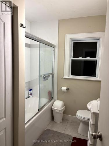 130 Killaly Street E, Port Colborne (875 - Killaly East), ON - Indoor Photo Showing Bathroom