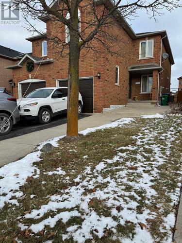 7049 Graydon Court, Mississauga, ON - Outdoor