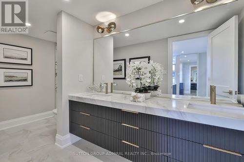 806 - 500 Avenue Road, Toronto, ON - Indoor Photo Showing Bathroom