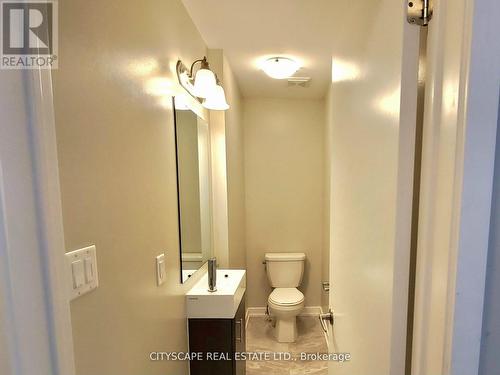 9 - 31 Florence Street, Toronto, ON - Indoor Photo Showing Bathroom