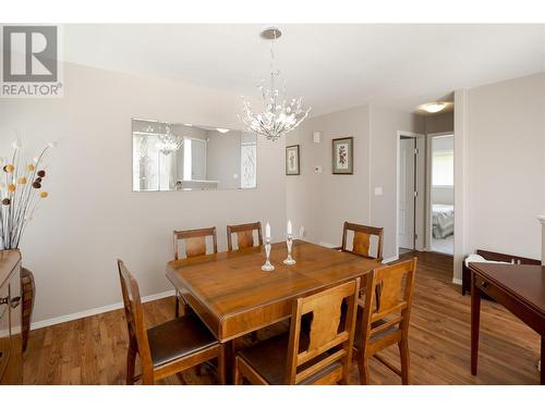 3788 Bird Place Unit# 145, Kelowna, BC - Indoor Photo Showing Dining Room