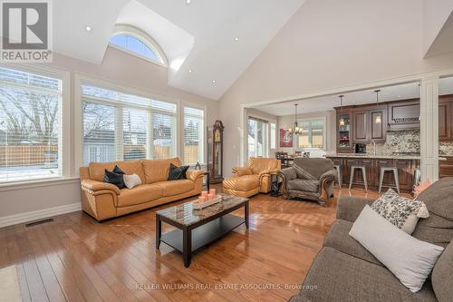 22 Joymar Drive, Mississauga, ON - Indoor Photo Showing Living Room