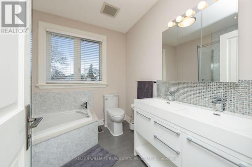 22 Joymar Drive, Mississauga, ON - Indoor Photo Showing Bathroom