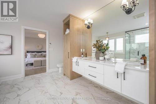 2202 Robbie'S Way, London, ON - Indoor Photo Showing Bathroom