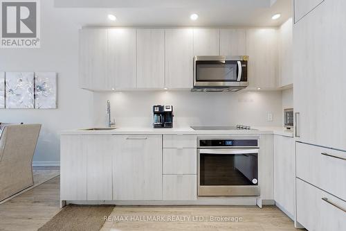 Th105 - 8868 Yonge Street, Richmond Hill, ON - Indoor Photo Showing Kitchen