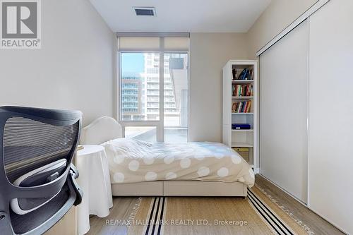 Th105 - 8868 Yonge Street, Richmond Hill, ON - Indoor Photo Showing Bedroom