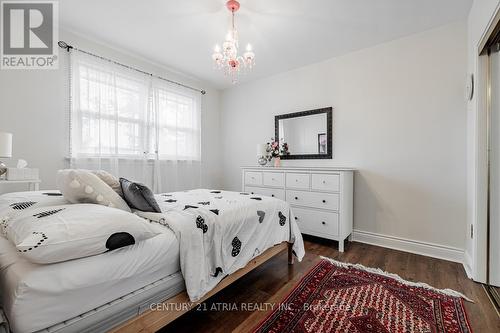 541 Lynett Crescent, Richmond Hill, ON - Indoor Photo Showing Bedroom