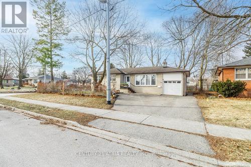 541 Lynett Crescent, Richmond Hill, ON - Outdoor