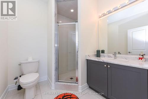 115 Threshing Mill Boulevard, Oakville, ON - Indoor Photo Showing Bathroom