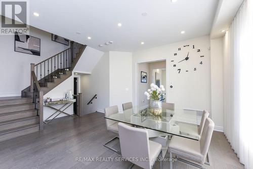 115 Threshing Mill Boulevard, Oakville, ON - Indoor Photo Showing Dining Room