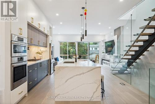 65 Lake Crescent, Toronto, ON - Indoor Photo Showing Kitchen With Upgraded Kitchen