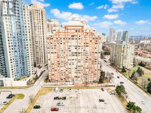 306 - 335 Webb Drive, Mississauga, ON - Outdoor With Facade