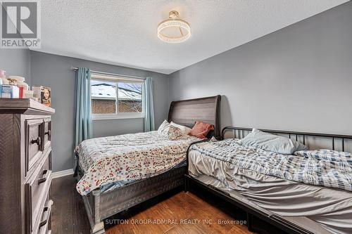 7144 Danton Promenade, Mississauga, ON - Indoor Photo Showing Bedroom