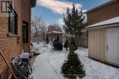 7144 Danton Promenade, Mississauga, ON - Outdoor