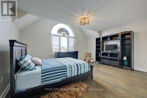 6361 Donway Drive, Mississauga, ON - Indoor Photo Showing Bedroom