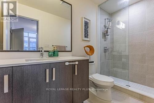 465 - 1575 Lakeshore Road W, Mississauga, ON - Indoor Photo Showing Bathroom