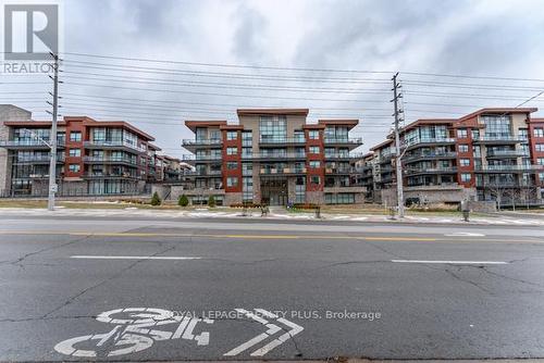 465 - 1575 Lakeshore Road W, Mississauga, ON - Outdoor With Balcony