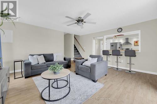 263 Orkney Street W, Haldimand, ON - Indoor Photo Showing Living Room