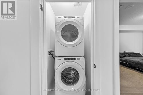 913 - 460 Dundas Street E, Hamilton, ON - Indoor Photo Showing Laundry Room