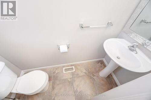 185 Maitland Street, Kitchener, ON - Indoor Photo Showing Bathroom