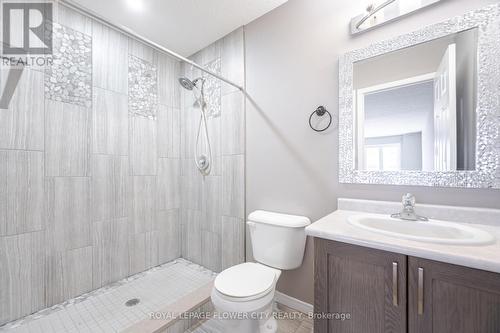 185 Maitland Street, Kitchener, ON - Indoor Photo Showing Bathroom