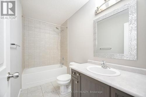 185 Maitland Street, Kitchener, ON - Indoor Photo Showing Bathroom