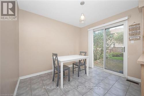 2189 Shorncliffe Boulevard, Oakville (1019 - Wm Westmount), ON - Indoor Photo Showing Dining Room