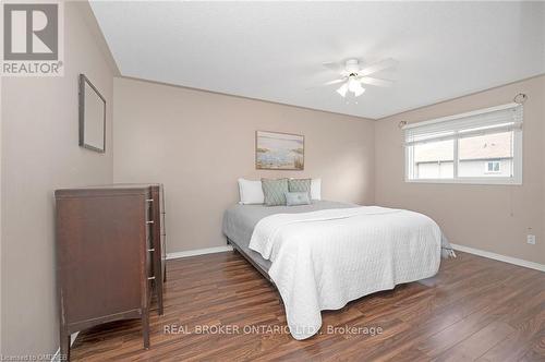 2189 Shorncliffe Boulevard, Oakville (1019 - Wm Westmount), ON - Indoor Photo Showing Bedroom