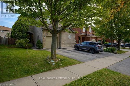 2189 Shorncliffe Boulevard, Oakville (West Oak Trails), ON - Outdoor