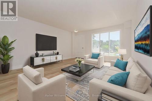 120 Beverly Street, Cambridge, ON - Indoor Photo Showing Living Room