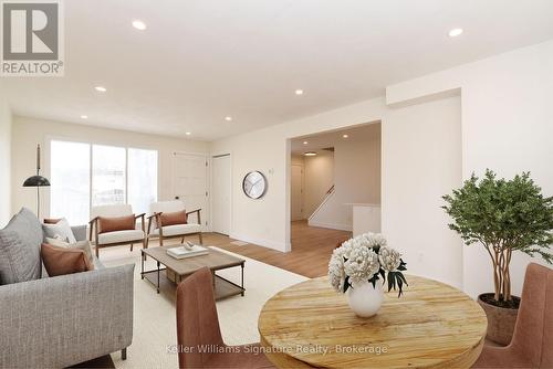 120 Beverly Street, Cambridge, ON - Indoor Photo Showing Living Room