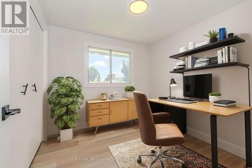 120 Beverly Street, Cambridge, ON - Indoor Photo Showing Office