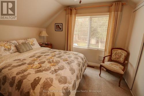 433 North Mary Lake Road, Huntsville (Brunel), ON - Indoor Photo Showing Bedroom