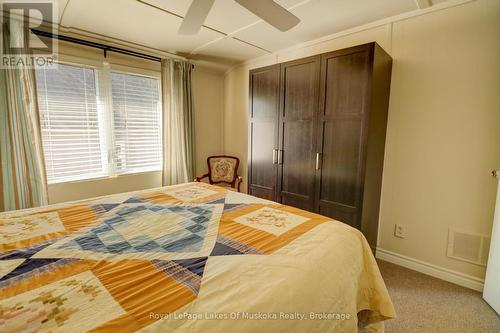 433 North Mary Lake Road, Huntsville (Brunel), ON - Indoor Photo Showing Bedroom