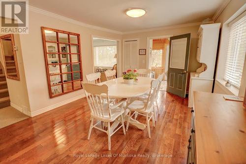 433 North Mary Lake Road, Huntsville (Brunel), ON - Indoor Photo Showing Dining Room