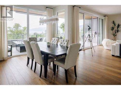 140 Oliver Place, Penticton, BC - Indoor Photo Showing Dining Room