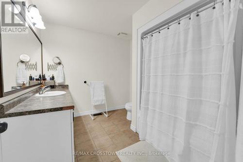 274 Amelia Street, Orangeville, ON - Indoor Photo Showing Bathroom